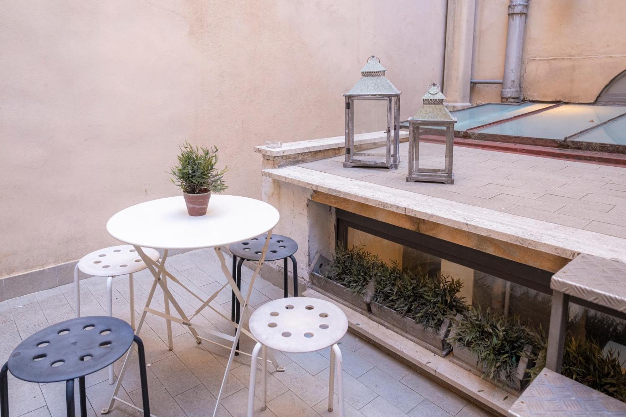 Homehouse Serpenti - Colosseum - Rione Monti 罗马 外观 照片