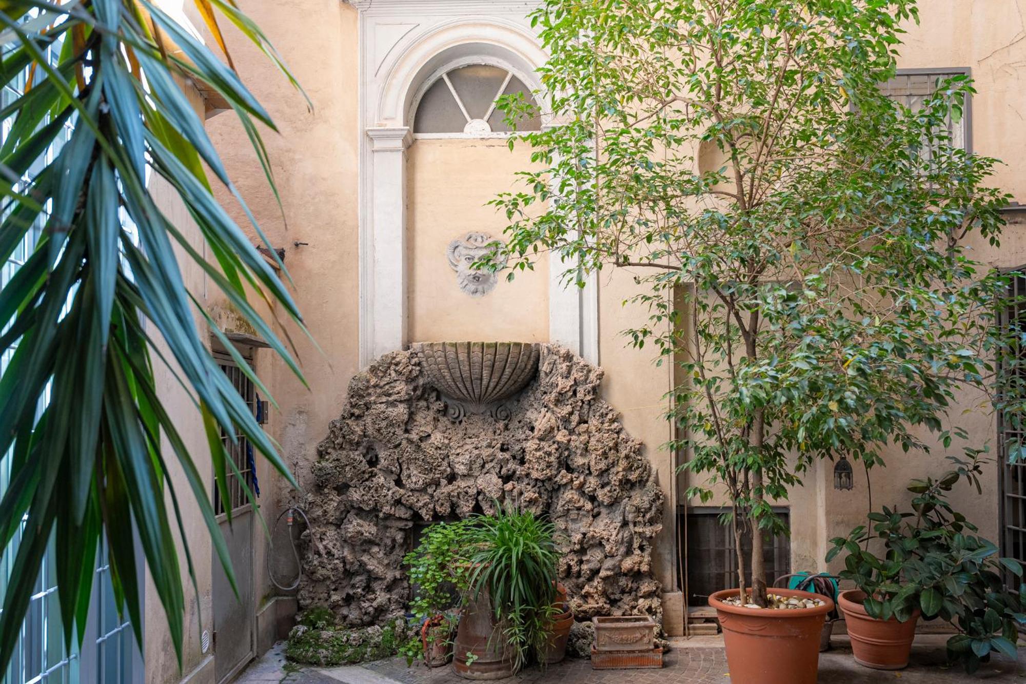 Homehouse Serpenti - Colosseum - Rione Monti 罗马 外观 照片